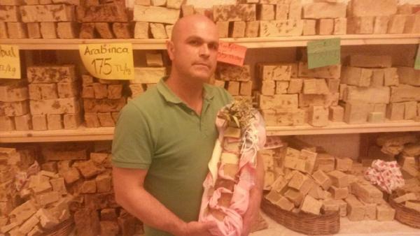 İNGİLTERE BAŞBAKANI'NA ORGANİK SABUN