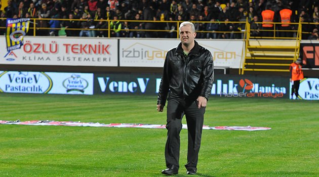 Alanyaspor Asbaşkanı Ahmet Paşaoğlu: Sumudica tiyatro oynadı