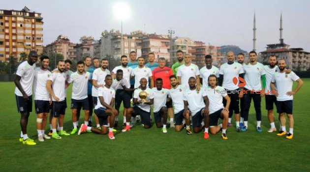 Alanyaspor, Kardemir Karabük maçı hazırlıklarını sürdürüyor
