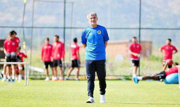 ALANYASPOR ŞAMPİYONLUĞA GÖZ DİKTİ