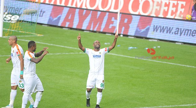 Alanyaspor'a Vagner Love şoku