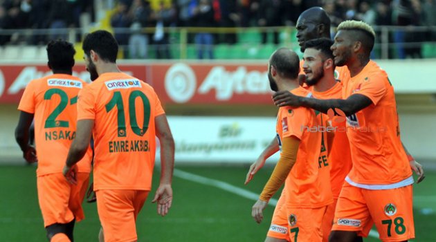 Alanyaspor'un yeni teknik direktörü belli oldu!