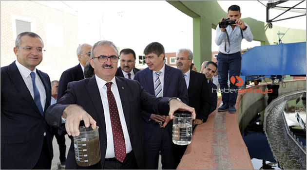 Alt tarafı arıtma üst tarafı futbol sahası