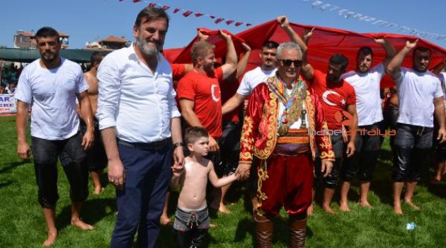 Altın Kiraz'da başpehlivan belli oldu