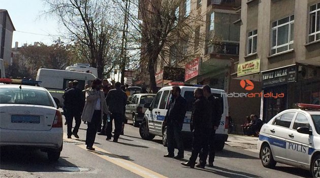 ANKARA'DA SİLAHLI SALDIRI 1'İ POLİS 2 YARALI