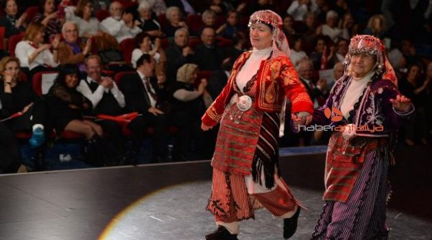 Anne- kız mankenlik yaptı
