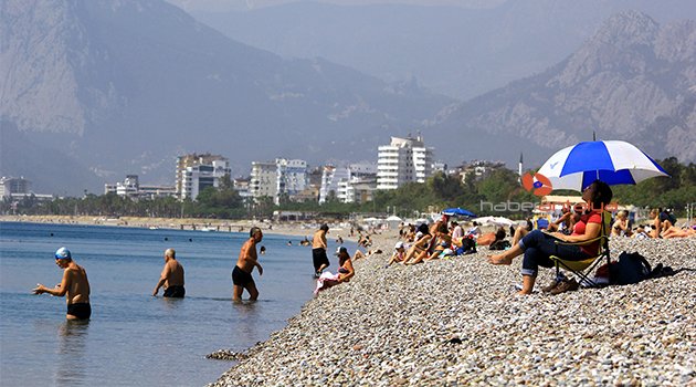 ANTALYA 27 DERECEYİ GÖRDÜ