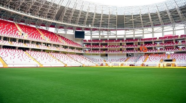 ANTALYA ARENA KAPILARINI AÇIYOR