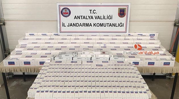 Antalya’da 10 terör örgütü üyesi yakalandı