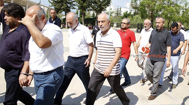 ANTALYA’DA FETÖ’DEN 16 MİLLİ EĞİTİM MÜFETTİŞİNE GÖZALTI