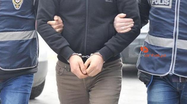 Antalya’da FETÖ operasyonu: 4 gözaltı