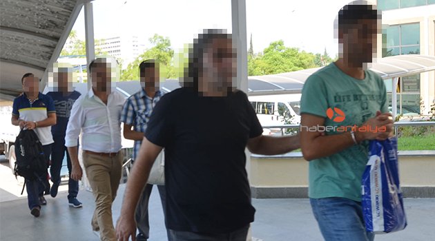 ANTALYA’DA FETÖ SORUŞTURMASINDA ADLİYEYE SEVKLER SÜRÜYOR