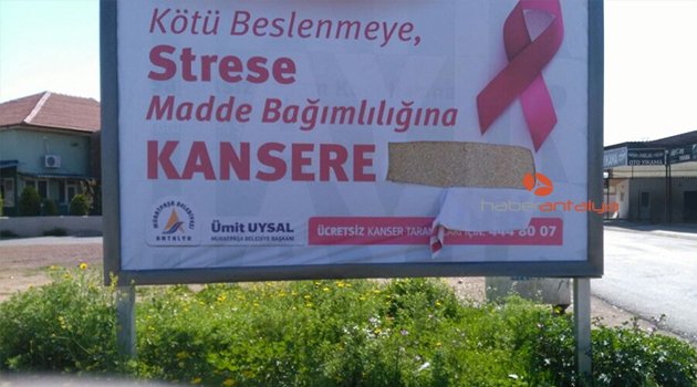 ANTALYA’DA ‘HAYIR’ İÇERİKLİ PANKARTLARA SALDIRI