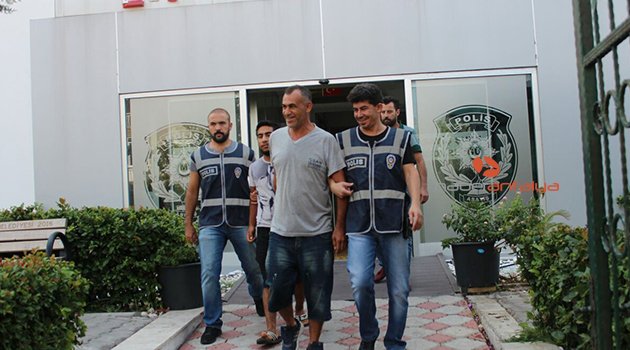 Antalya’da içinde baba oğlun da bulunduğu hırsızlık çetesi çökertildi