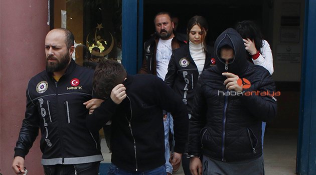 Antalya’da uyuşturucu operasyonu: 8 gözaltı