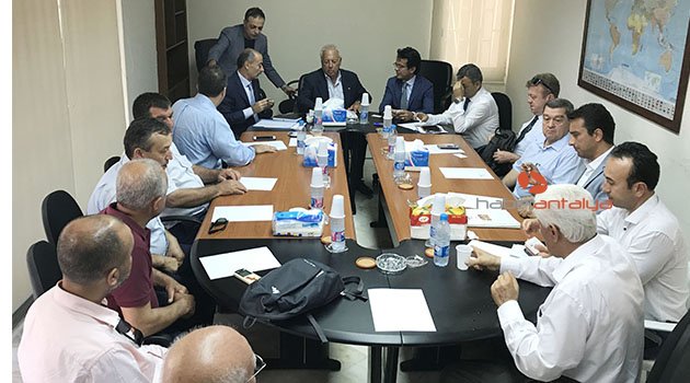 Antalya’dan Beyrut’a ticaret köprüsü!