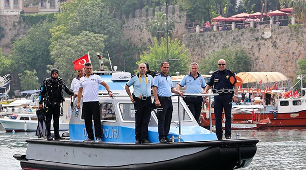 ANTALYA DENİZ POLİSİ GÖREV BAŞINDA