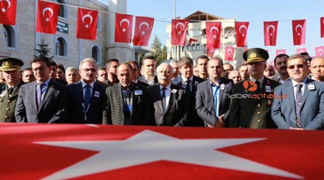 ANTALYA ŞEHİDİNİ UĞURLADI