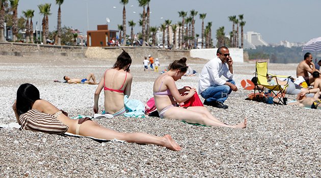 ANTALYA, SEZONU 23 DERECEYLE AÇTI