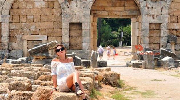 Antalya, turizmde 6 milyon bandını geçti