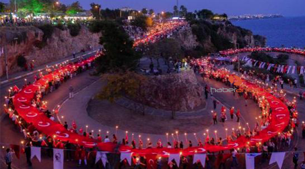 Antalya’yı bayram coşkusu sardı