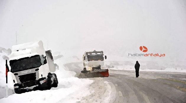 Antalya yolu, kar nedeniyle ulaşıma kapandı! (Antalya hava durumu, kar yağışı)