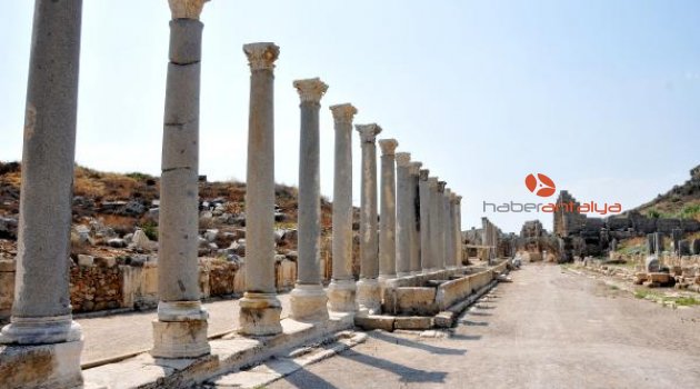 Antalya'da 2018, 'Perge yılı' ilan edildi