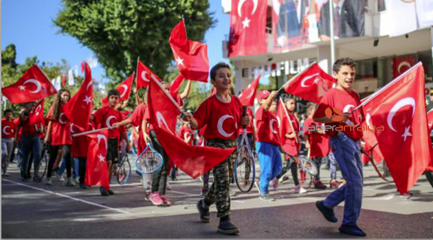 Antalya'da 29 Ekim coşkusu