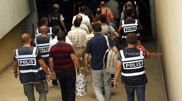 ANTALYA'DA FETÖ'DEN TUTUKLU SAYISI 323'E ULAŞTI
