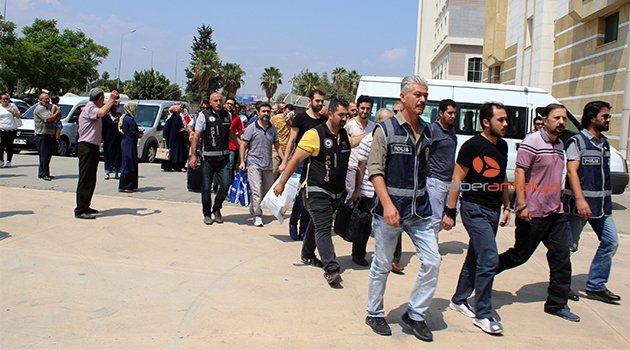 ANTALYA'DA FETÖ'NÜN YER ALTI GRUBU GÖZALTINA ALINDI