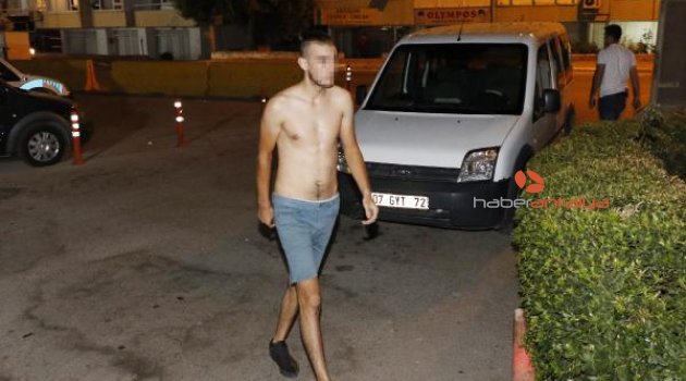 Antalya'da 'Hero' tişörtünden gözaltına alınan gence yarı çıplak sorgu