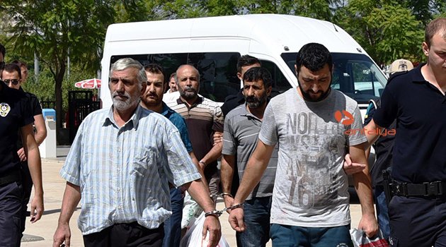 ANTALYA'DA IŞİD VE PKK/KCK'DAN 12 TUTUKLAMA