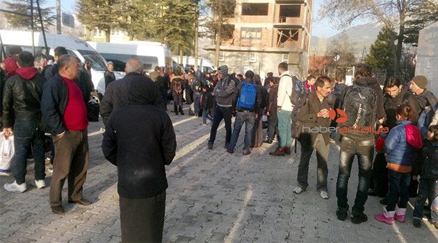 ANTALYA'DA JANDARMADAN İNSAN KAÇAKÇILIĞI OPERASYONU