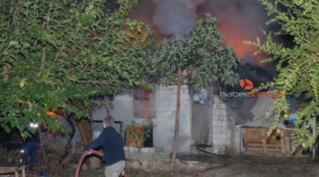 Antalya'da korkutan yangın