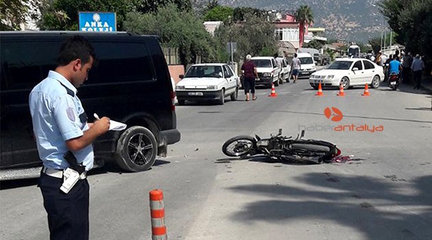 Antalya'da motosiklet kazası: 1 ağır yaralı