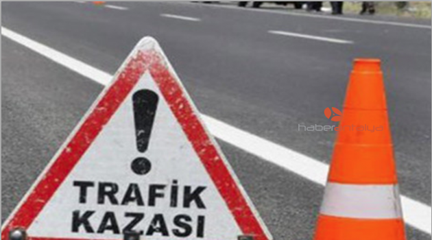 Antalya'da otomobil ile bisiklet çarpıştı: 2 ölü