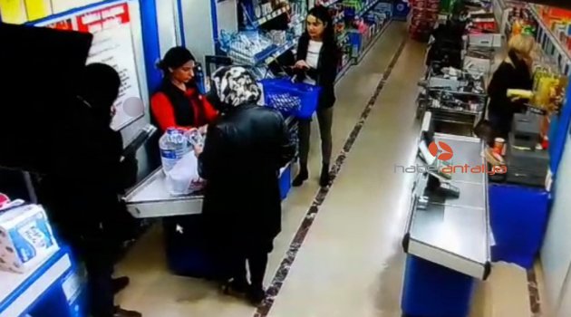Antalya'da pompalı tüfekli kar maskeli soygunda müşteri rahatlığı