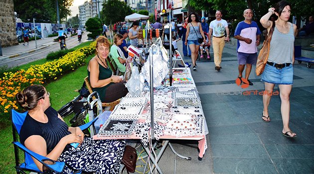 ANTALYA'DA SANAT SOKAĞI KAPATILDI
