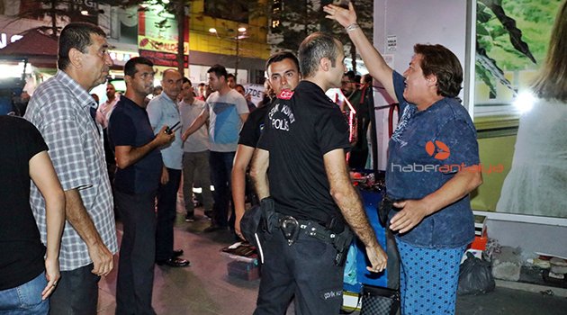 Antalya'da seyyar satıcılara sivil baskın
