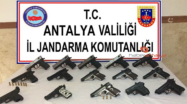 Antalya'da silah ve mühimmat kaçakçılığı operasyonu