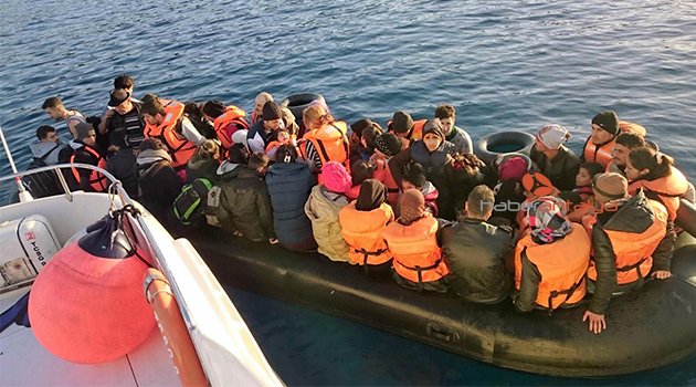 ANTALYA'DA SURİYELİ 51 KAÇAK YAKALANDI
