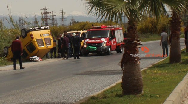 Antalya'da trafik kazası: 2 yaralı
