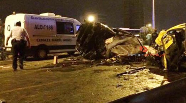 Antalya'da trafik kazası: 4 ölü