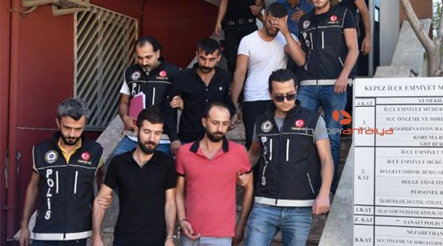 Antalya'da uyuşturucu operasyonu: 11 gözaltı