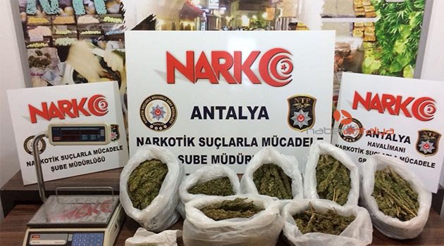 Antalya'da zehir satıcılarına darbe