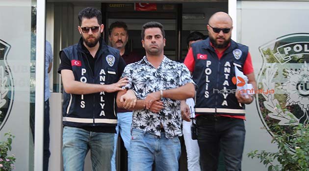 Antalya'dan Almanya'ya FETÖ dolandırıcılığı