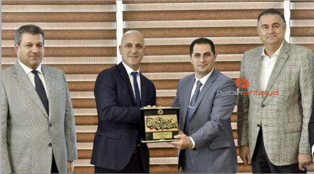 Antalya'dan İran'a ticaret köprüsü