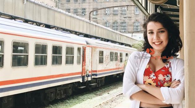 Antalyalı genç yazar, kitaplarını imzalayacak