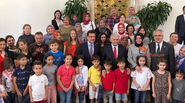 Antalyalı öğrenciler Başbakan Yıldırım ile görüştü