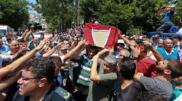 ANTALYALI ŞEHİT POLİS, GÖZYAŞLARIYLA UĞURLANDI